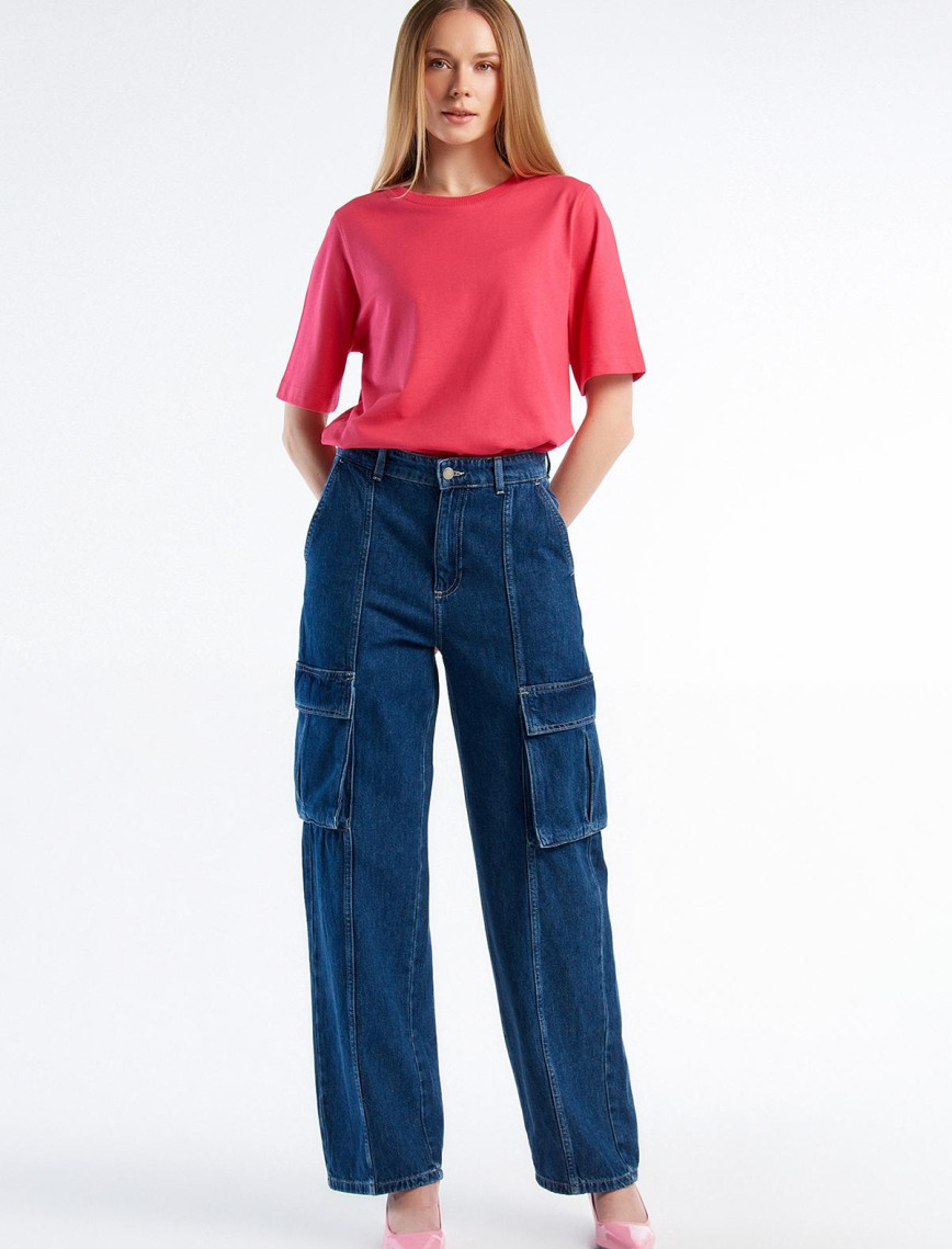 Kadın İndigo %100 Pamuk Arkası Logo Etiketli Yama Cepli Pantolon Kadın İndigo %100 Pamuk Arkası Logo Etiketli Yama Cepli Pantolon