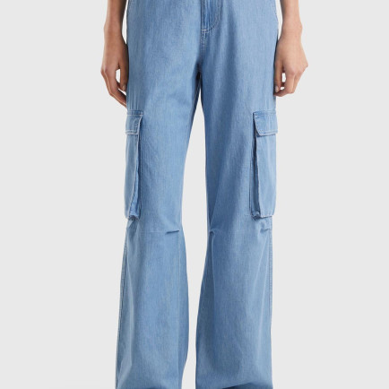 Kadın Mavi %100 Pamuk Yama Cepli Kemer Delikli Denim Kargo Pantolon Kadın Mavi %100 Pamuk Yama Cepli Kemer Delikli Denim Kargo Pantolon