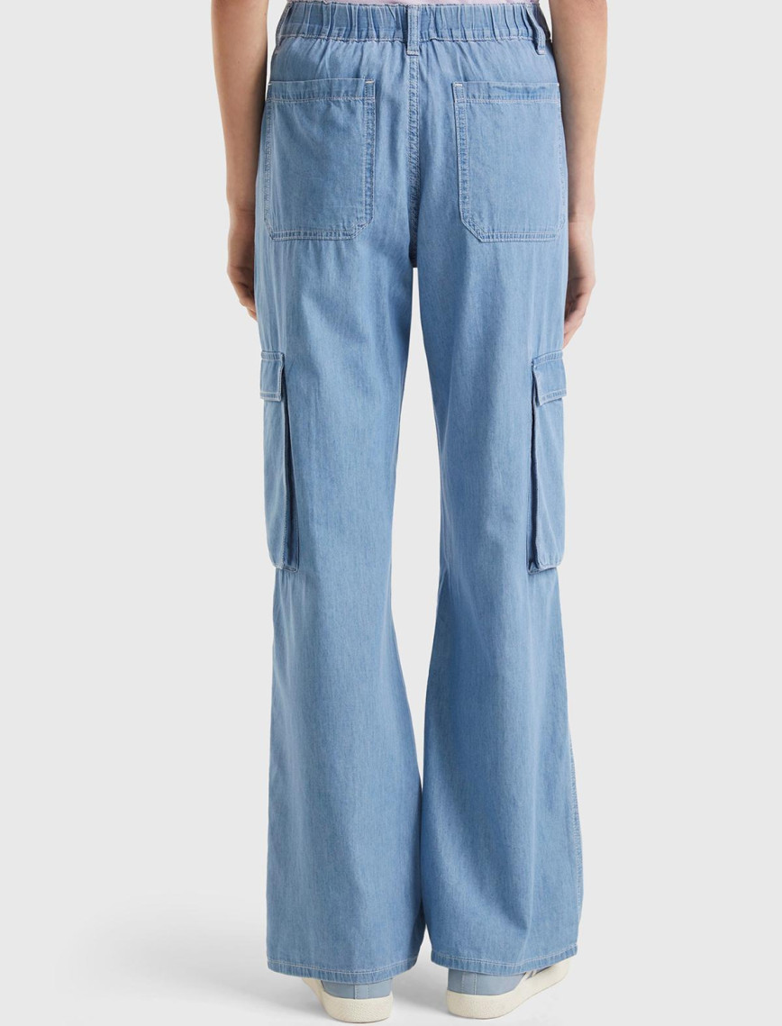 Kadın Mavi %100 Pamuk Yama Cepli Kemer Delikli Denim Kargo Pantolon Kadın Mavi %100 Pamuk Yama Cepli Kemer Delikli Denim Kargo Pantolon