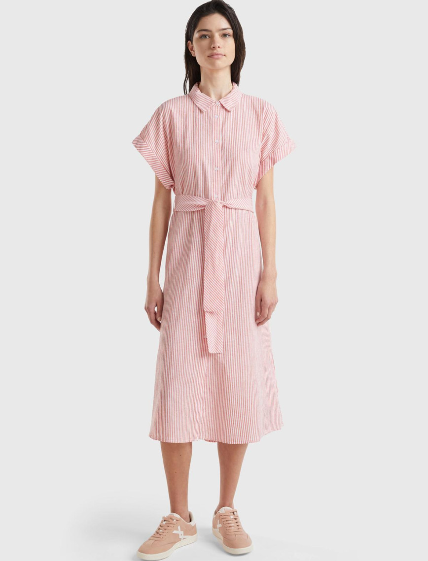 Kadın Mavi- Keten Karışımlı Beli Bağlamlı Önü Düğmeli Yırtmaçlı Elbise Kadın Mavi- Keten Karışımlı Beli Bağlamlı Önü Düğmeli Yırtmaçlı Elbise