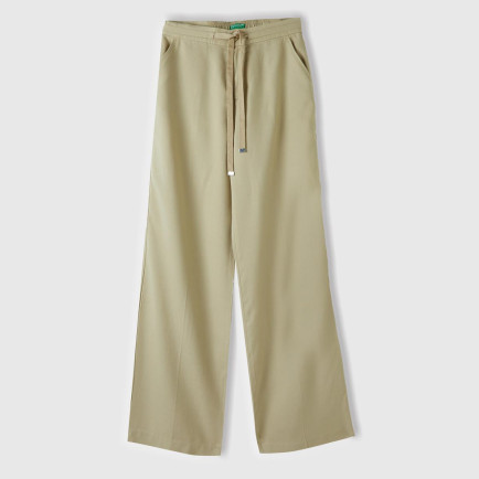 Kadın Bej %100 Liyosel Önü Pileli Beli İpli ve Düğmeli Pantolon