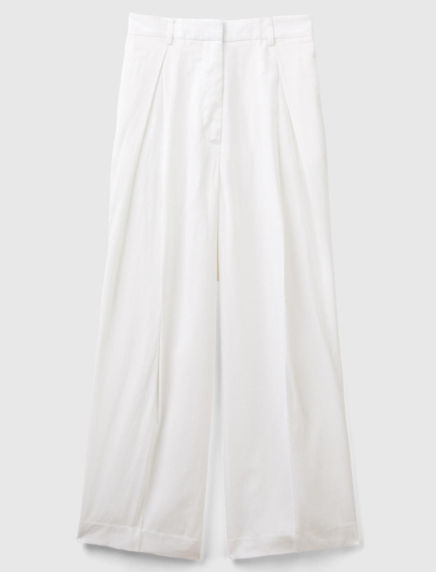 Kadın Beyaz Liyosel ve Keten Karışımlı Önü Pilili Pantolon Kadın Beyaz Liyosel ve Keten Karışımlı Önü Pilili Pantolon