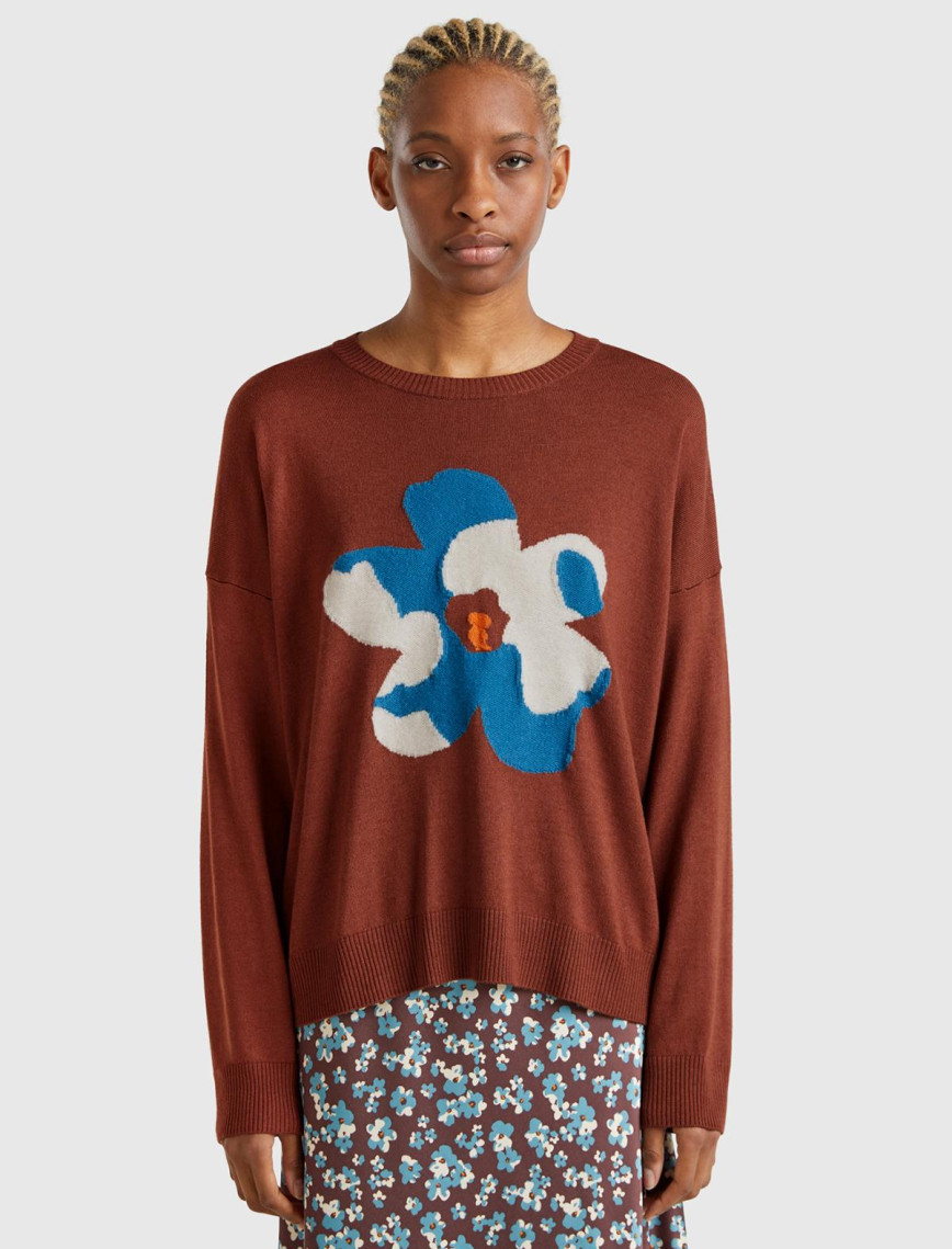 Kadın Kahverengi Viskoz Karışımlı Çiçek Desenli Kazak Kadın Kahverengi Viskoz Karışımlı Çiçek Desenli Kazak