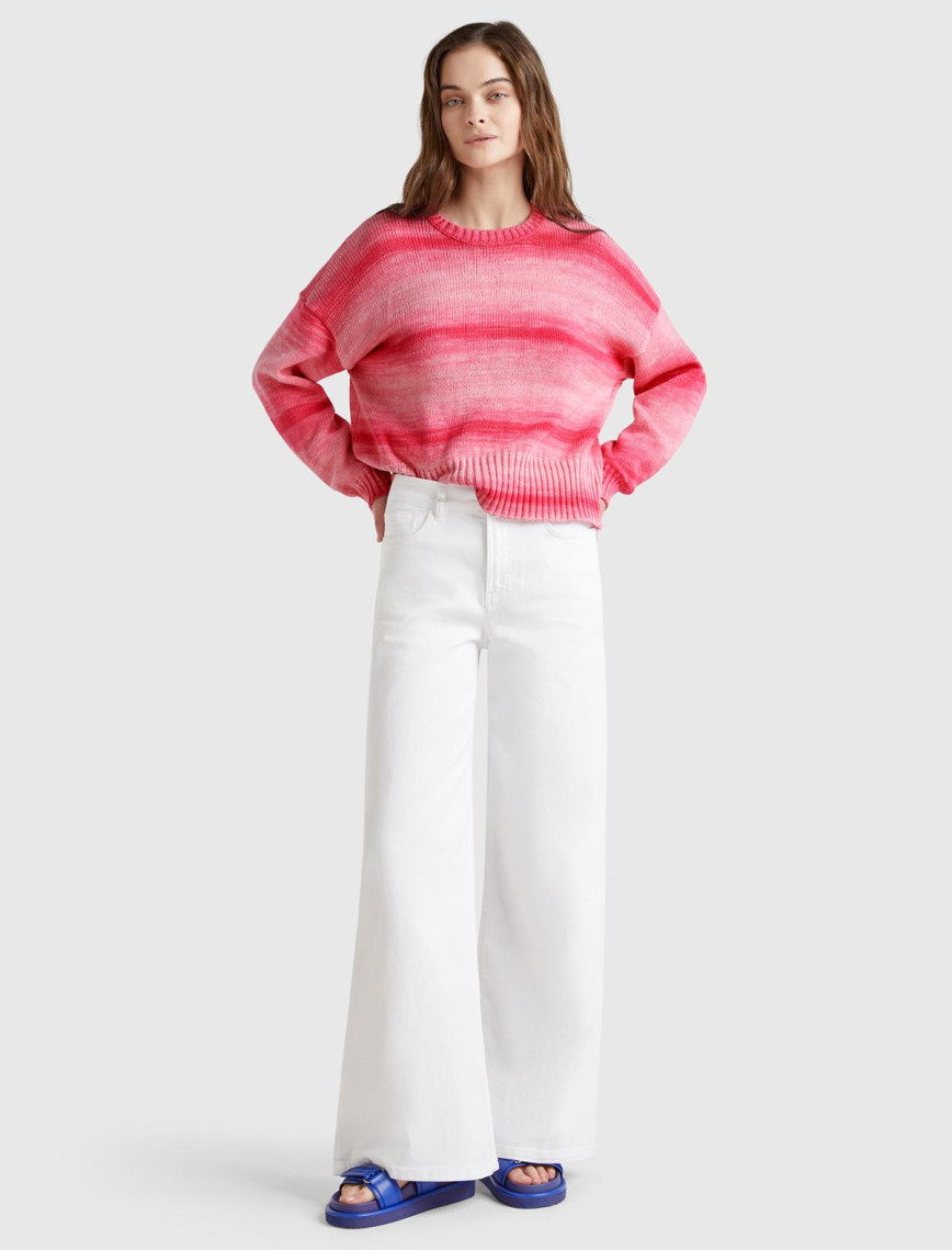 Kadın Pembe Mix %100 Pamuk Gölge Efektli Nervür Detaylı Düşük Omuzlu Kazak Kadın Pembe Mix %100 Pamuk Gölge Efektli Nervür Detaylı Düşük Omuzlu Kazak