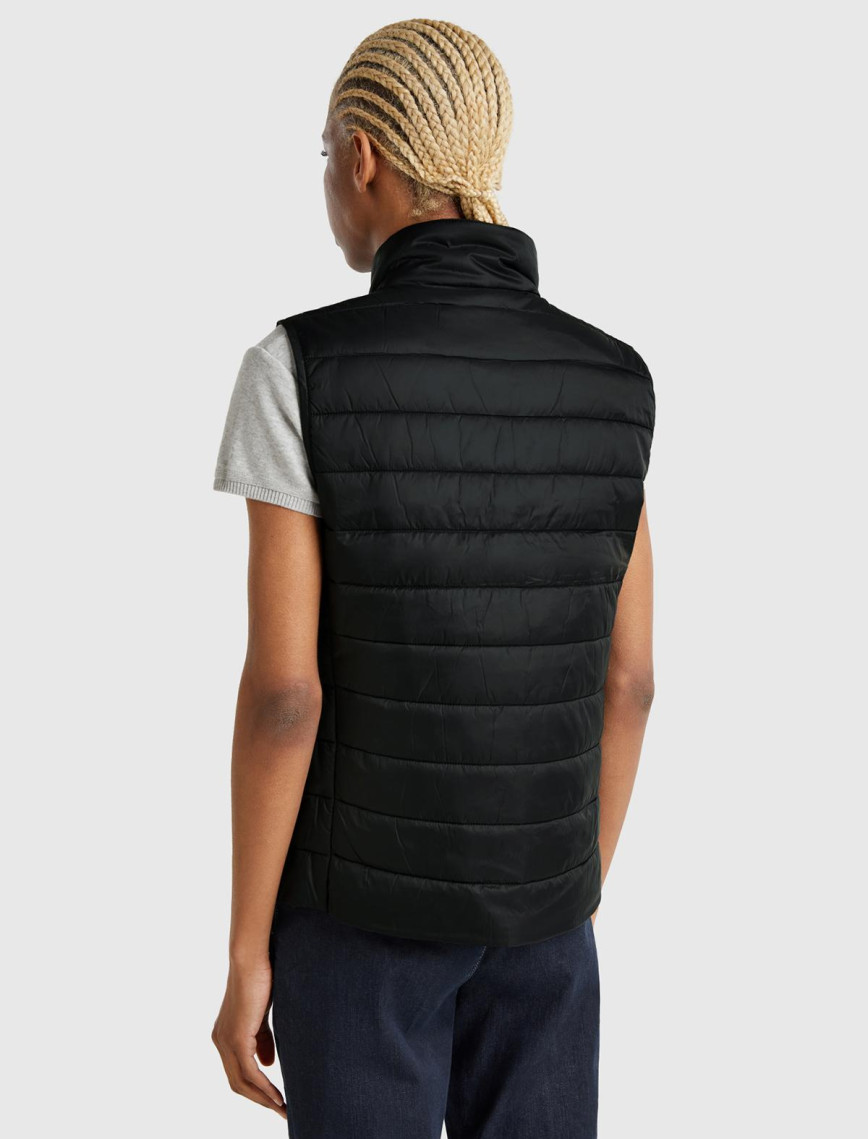 Kadın Siyah Polyester Dolgulu Fermuarlı Slim Fit Pufa Yelek Kadın Siyah Polyester Dolgulu Fermuarlı Slim Fit Pufa Yelek