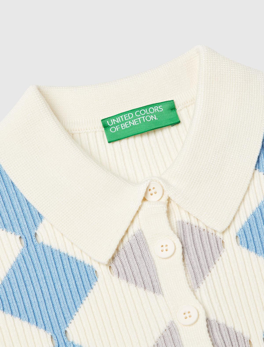 Kadın Krem Baklava Desenli Nervür Detaylı Polo Yaka Kısa Kollu Kazak Kadın Krem Baklava Desenli Nervür Detaylı Polo Yaka Kısa Kollu Kazak