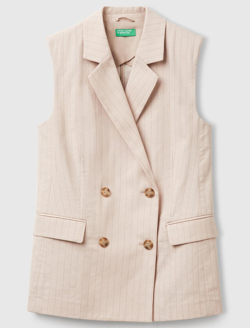 Kadın Bej Pamuk ve Keten Karışımlı İnce Çizgili Cepli Kruvaze Yelek Kadın Bej Pamuk ve Keten Karışımlı İnce Çizgili Cepli Kruvaze Yelek