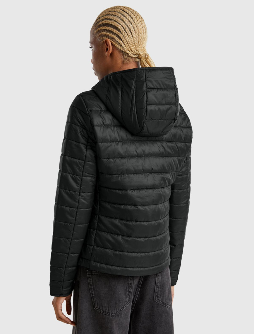 Kadın Siyah Polyester Dolgulu Feramuarlı Kapüşonlu Slim Fit Puffer Mont Kadın Siyah Polyester Dolgulu Feramuarlı Kapüşonlu Slim Fit Puffer Mont