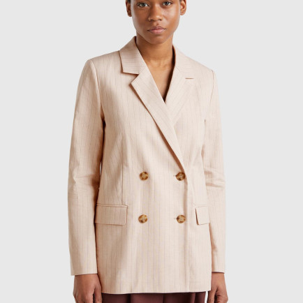 Kadın Bej Pamuk ve Keten Karışımlı İnce Çizgili Relax Fit Ceket Kadın Bej Pamuk ve Keten Karışımlı İnce Çizgili Relax Fit Ceket
