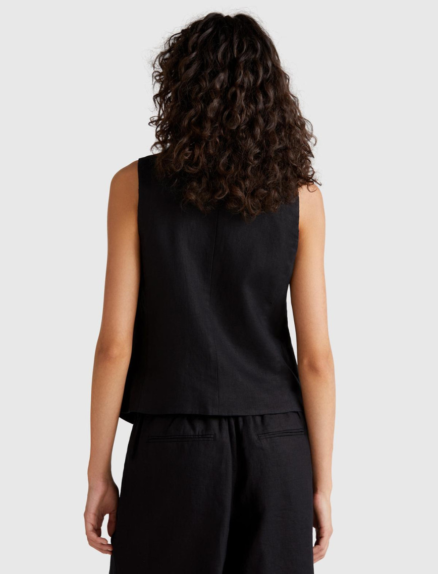 Kadın Siyah %100 Keten Önü Düğme İliklemeli V Yaka Yelek Kadın Siyah %100 Keten Önü Düğme İliklemeli V Yaka Yelek