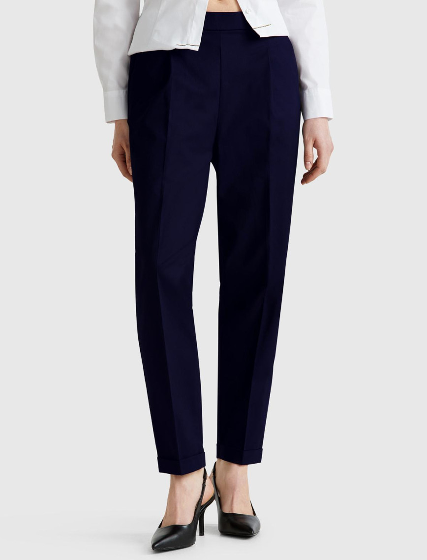 Kadın Bej Streç Pamuklu Arka Beli Lastikli Cepli Pantolon Kadın Bej Streç Pamuklu Arka Beli Lastikli Cepli Pantolon