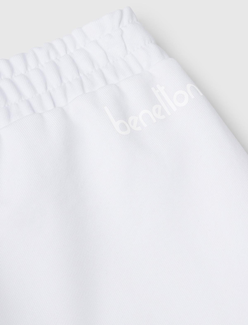 Kadın Beyaz %100 Pamuk Manşetli Beli Lastikli Regular Fit Eşofman Altı Kadın Beyaz %100 Pamuk Manşetli Beli Lastikli Regular Fit Eşofman Altı