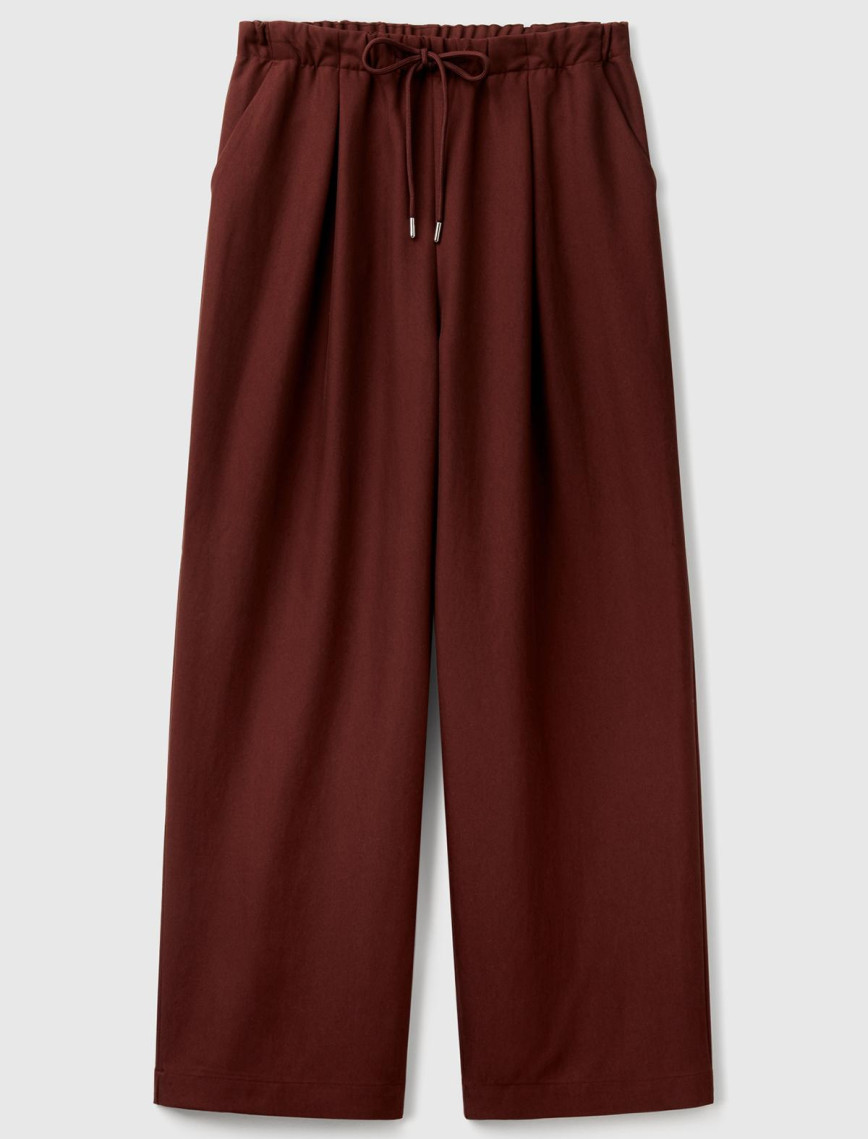 Kadın Kahverengi Liyosel Karışımlı Beli Lastikli Geniş Paça Pantolon Kadın Kahverengi Liyosel Karışımlı Beli Lastikli Geniş Paça Pantolon