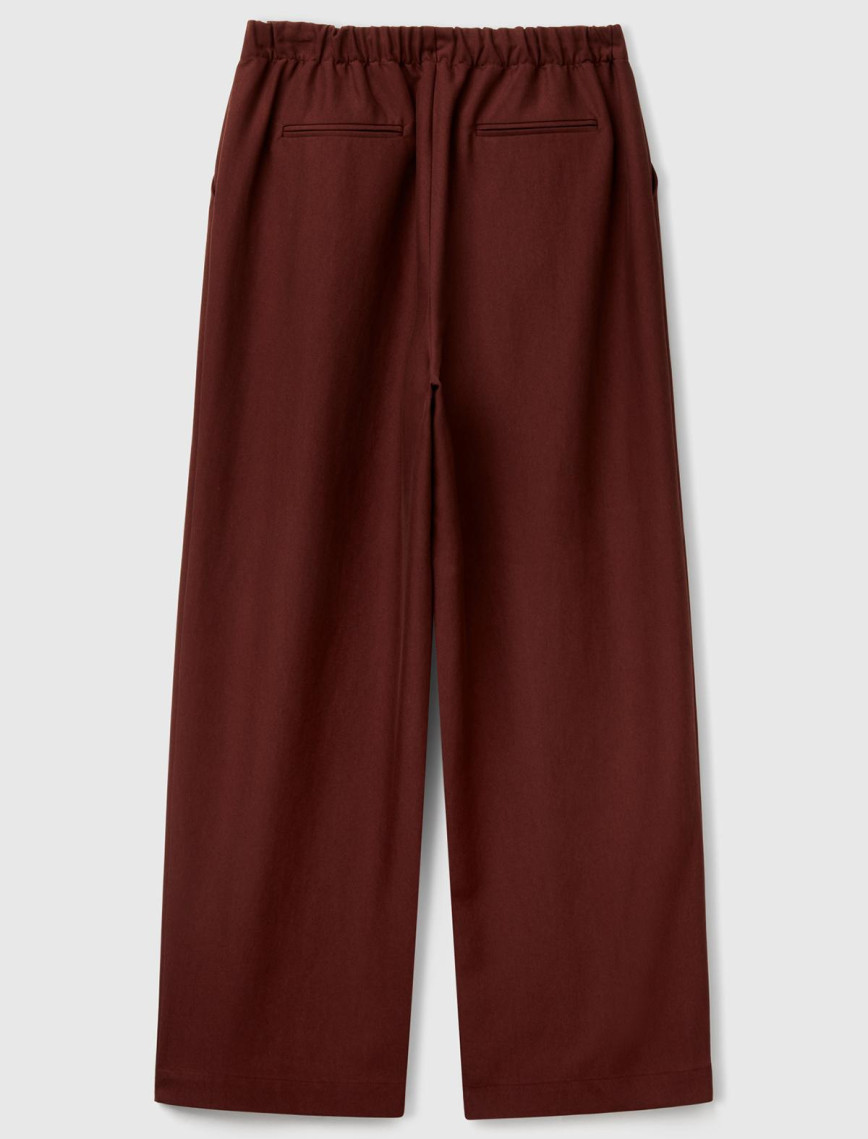 Kadın Kahverengi Liyosel Karışımlı Beli Lastikli Geniş Paça Pantolon Kadın Kahverengi Liyosel Karışımlı Beli Lastikli Geniş Paça Pantolon