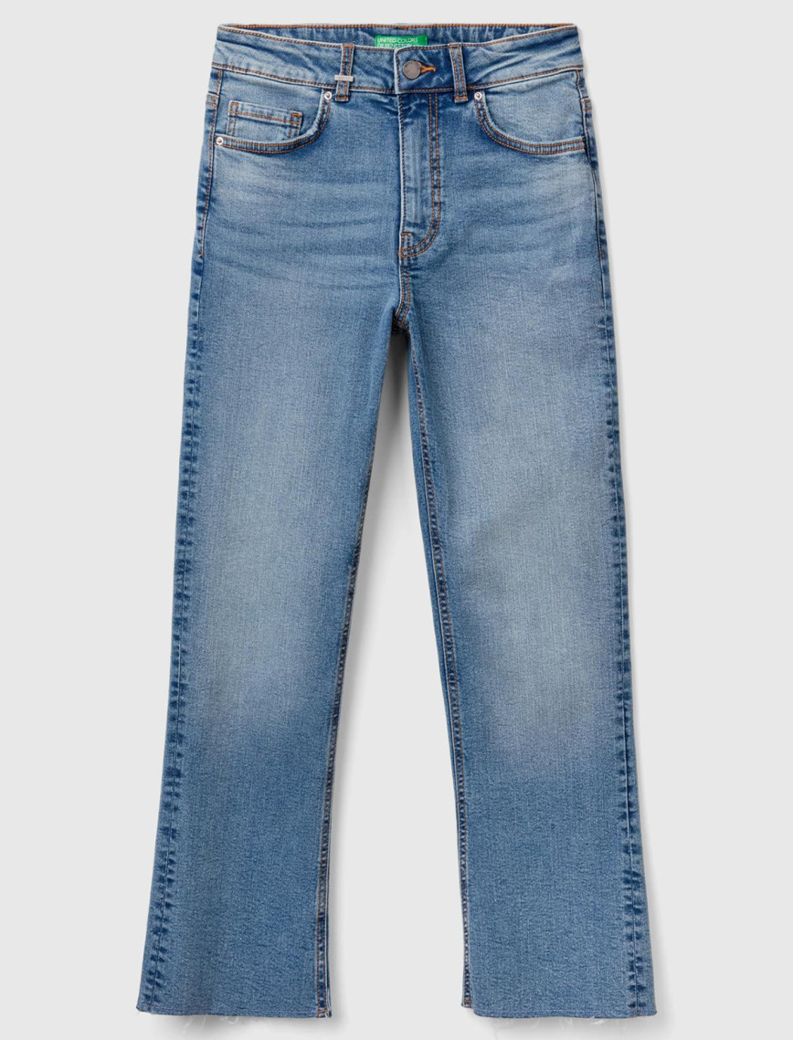 Kadın Açık Mavi Streç Pamuklu Paçası Kesik Geniş Paça Denim Pantolon Kadın Açık Mavi Streç Pamuklu Paçası Kesik Geniş Paça Denim Pantolon