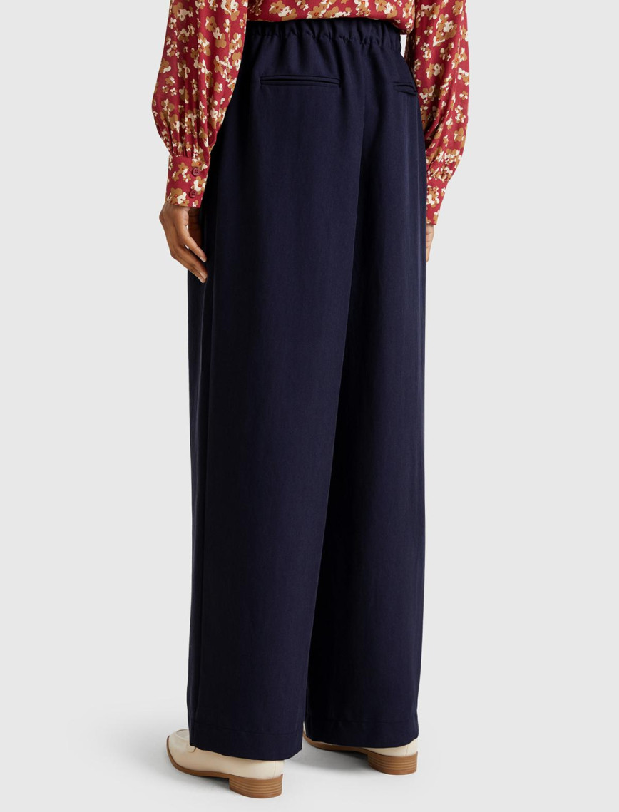 Kadın Lacivert Liyosel Karışımlı Beli Lastikli Geniş Paça Pantolon Kadın Lacivert Liyosel Karışımlı Beli Lastikli Geniş Paça Pantolon