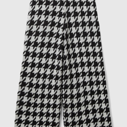 Kız Çocuk Siyah Tamamı Desenli Geniş Paça Pantolon Kız Çocuk Siyah Tamamı Desenli Geniş Paça Pantolon