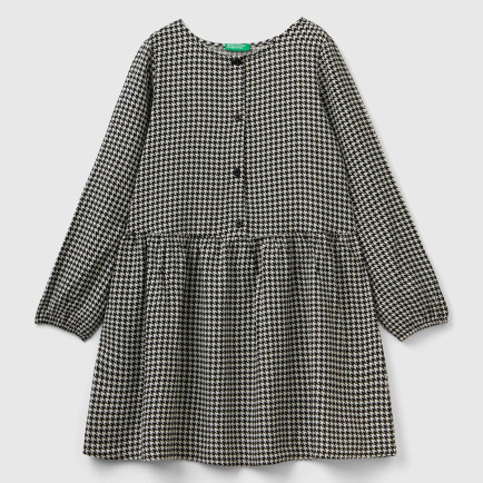 Kız Çocuk Siyah Düğmeli Tamamı Mikro Desenli Volanlı Elbise Kız Çocuk Siyah Düğmeli Tamamı Mikro Desenli Volanlı Elbise