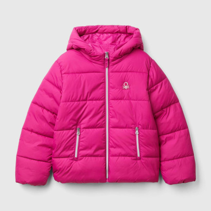 Kız Çocuk Fuşya Sol Göğsü Logo İşlemeli Cepli Kapüşonlu Yüksek Yaka Mont Kız Çocuk Fuşya Sol Göğsü Logo İşlemeli Cepli Kapüşonlu Yüksek Yaka Mont