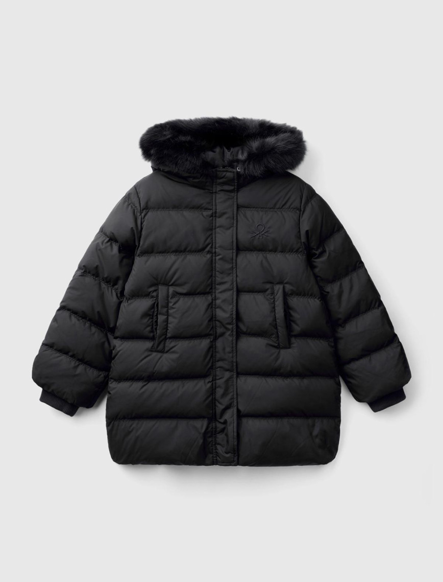 Kız Çocuk Siyah Sol Göğsü Logolu Çıkarılabilir Kapüşonlu Uzun Kuş Tüyü Ceket Kız Çocuk Siyah Sol Göğsü Logolu Çıkarılabilir Kapüşonlu Uzun Kuş Tüyü Ceket