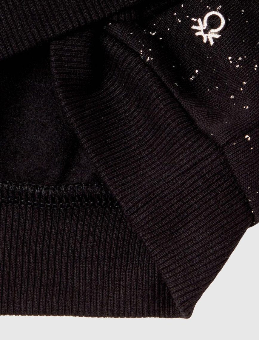 Kız Çocuk Siyah Tamamı Yıldız Tozu Baskılı Düşük Omuz Oversize Sweatshirt