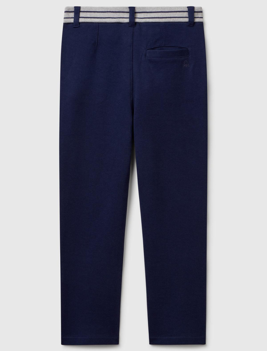 Erkek Çocuk Lacivert Çizgili Dokuma Bel Bantlı Arka Cebi Biyeli Eşofman Altı Erkek Çocuk Lacivert Çizgili Dokuma Bel Bantlı Arka Cebi Biyeli Eşofman Altı