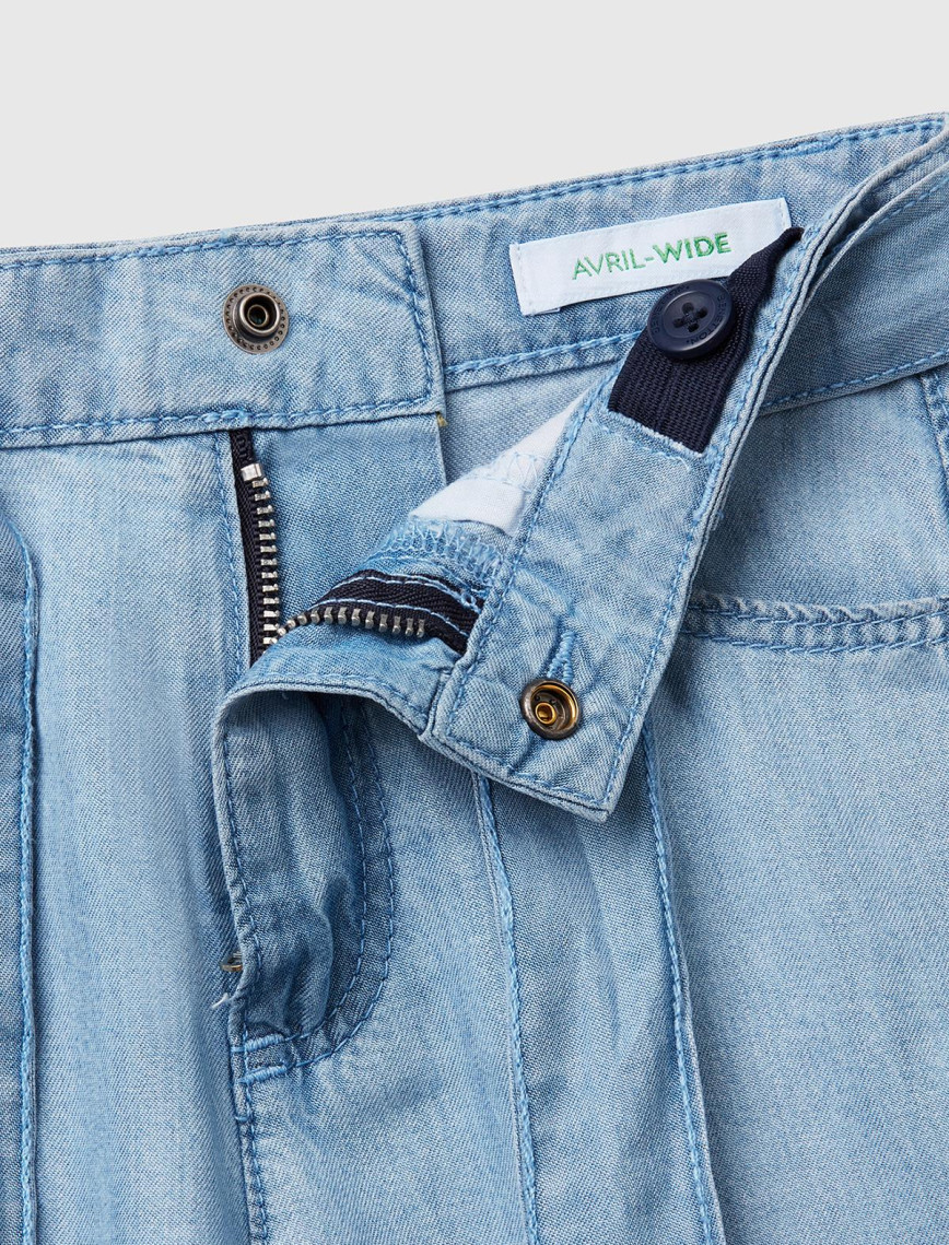 Kız Çocuk Açık Denim %100 Liyosel Taş Yıkama Kuşaklı Wide Leg Denim Pantolon