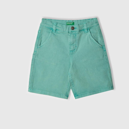 Erkek Çocuk Turkuaz Eskitilmiş Efektli Normal Bel Straight Bermuda Şort Erkek Çocuk Turkuaz Eskitilmiş Efektli Normal Bel Straight Bermuda Şort