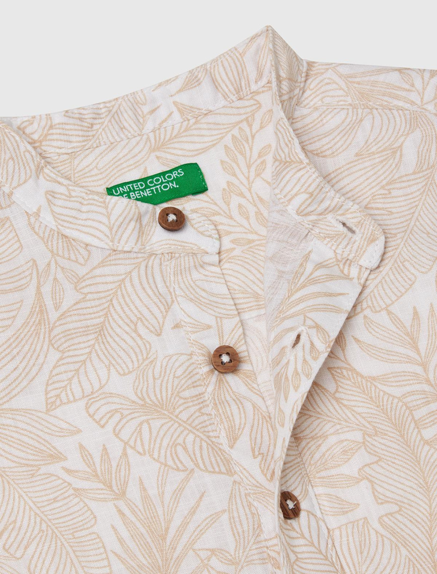 Erkek Çocuk Ekru Keten Karışımlı Tamamı Desenli Önü Düğme Detaylı Hakim Yaka Gömlek