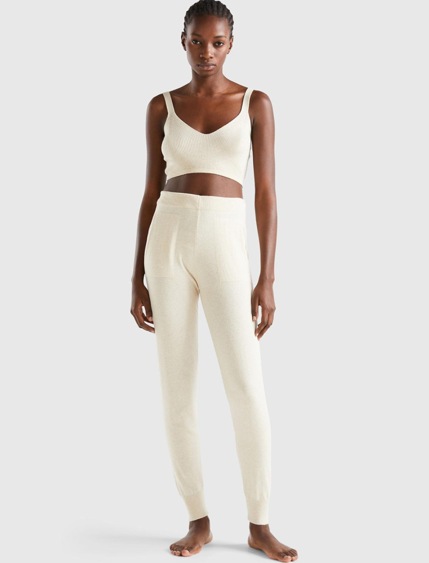 Kadın Bej Paçası Lastikli Kaşmir Karışım Pantolon Kadın Bej Paçası Lastikli Kaşmir Karışım Pantolon