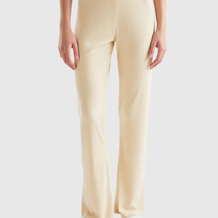 Kadın Bej Geniş Paça Pantolon