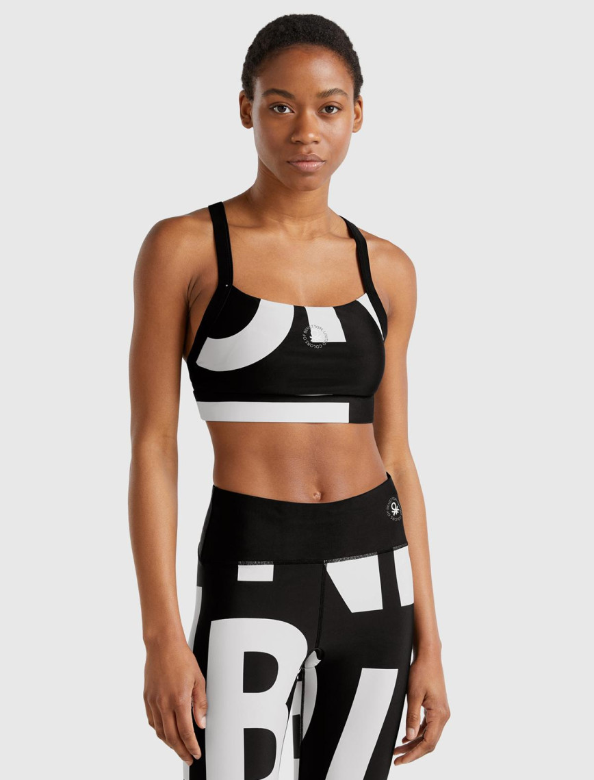 Kadın Siyah Desenli Önü Logo Baskılı Crop Atlet Kadın Siyah Desenli Önü Logo Baskılı Crop Atlet