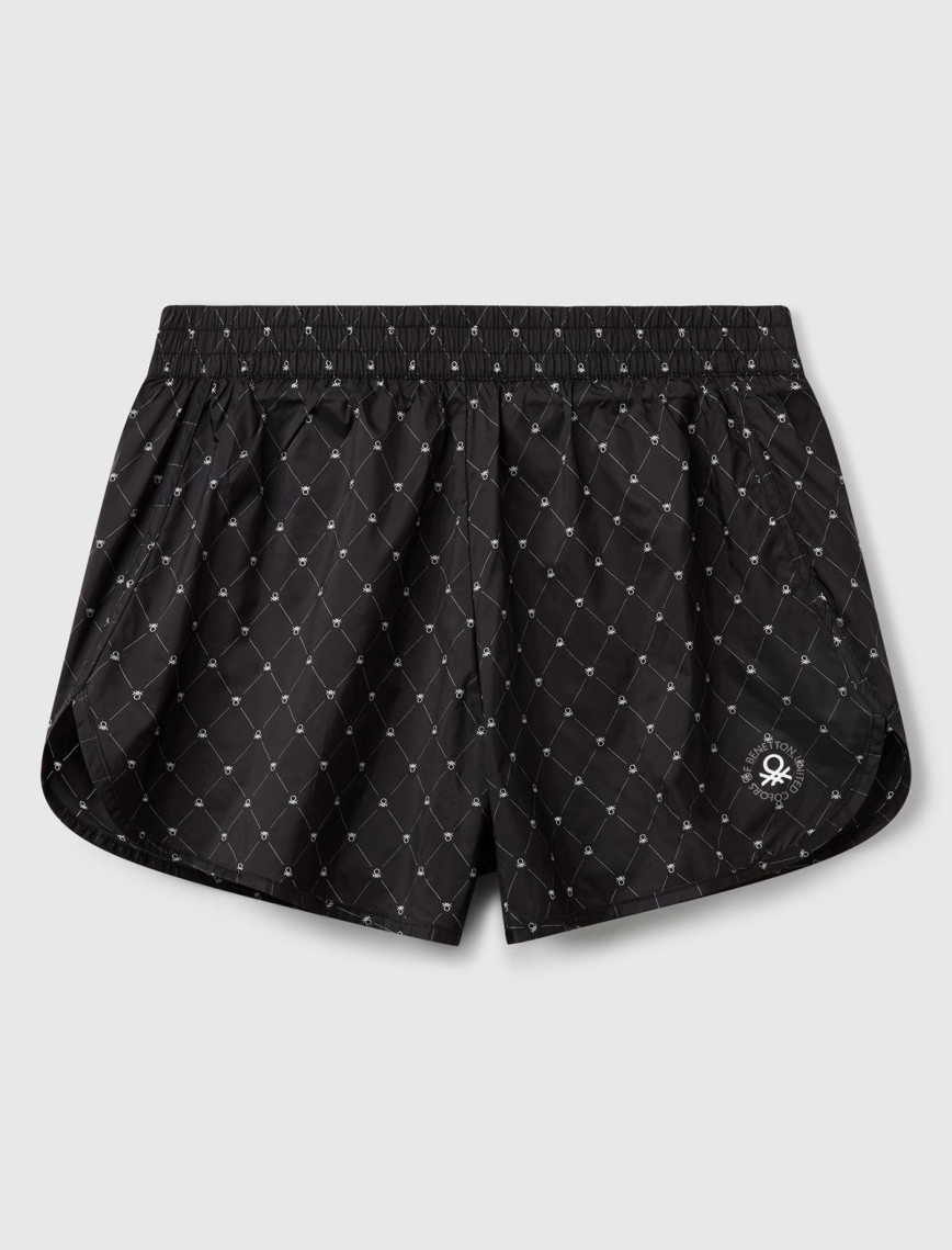 Kadın Siyah Desenli Beli Lastikli Wide Leg Şort Kadın Siyah Desenli Beli Lastikli Wide Leg Şort