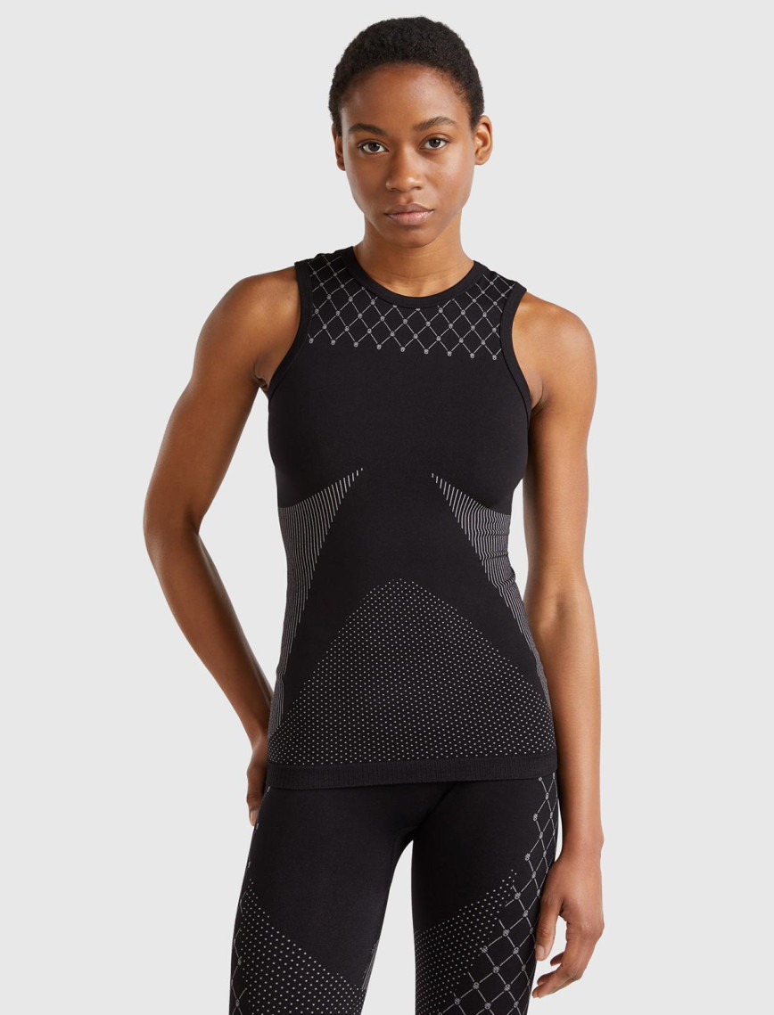 Kadın Siyah Desenli Dikişsiz Atlet Kadın Siyah Desenli Dikişsiz Atlet