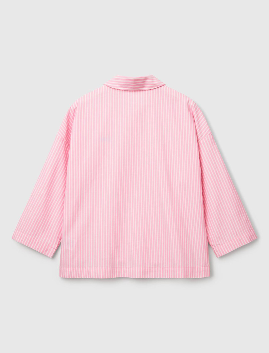 Kadın Pembe %100 Pamuk Desenli Logolu Önü Düğmeli Kısa Kollu Pijama Üstü Kadın Pembe %100 Pamuk Desenli Logolu Önü Düğmeli Kısa Kollu Pijama Üstü