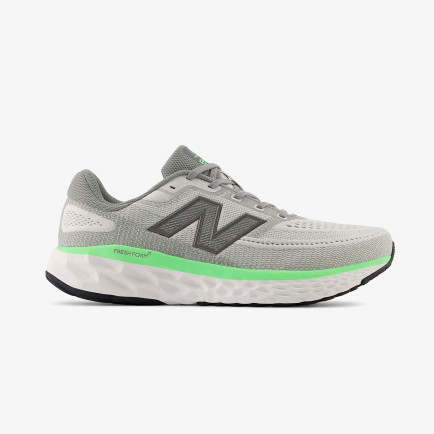 New Balance Fresh Foam EVOZ v4 Erkek Gri Koşu Ayakkabısı New Balance Fresh Foam EVOZ v4 Erkek Gri Koşu Ayakkabısı