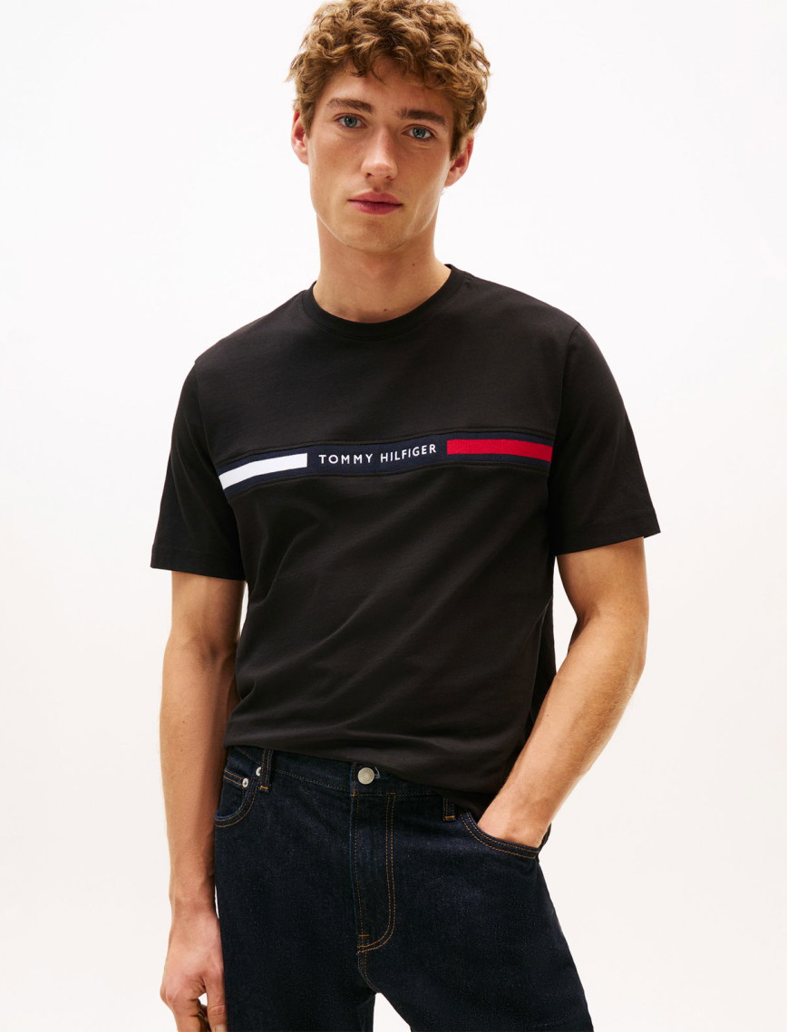 Tommy Hilfiger Chest Insert Erkek Siyah T-Shirt Tommy Hilfiger Chest Insert Erkek Siyah T-Shirt