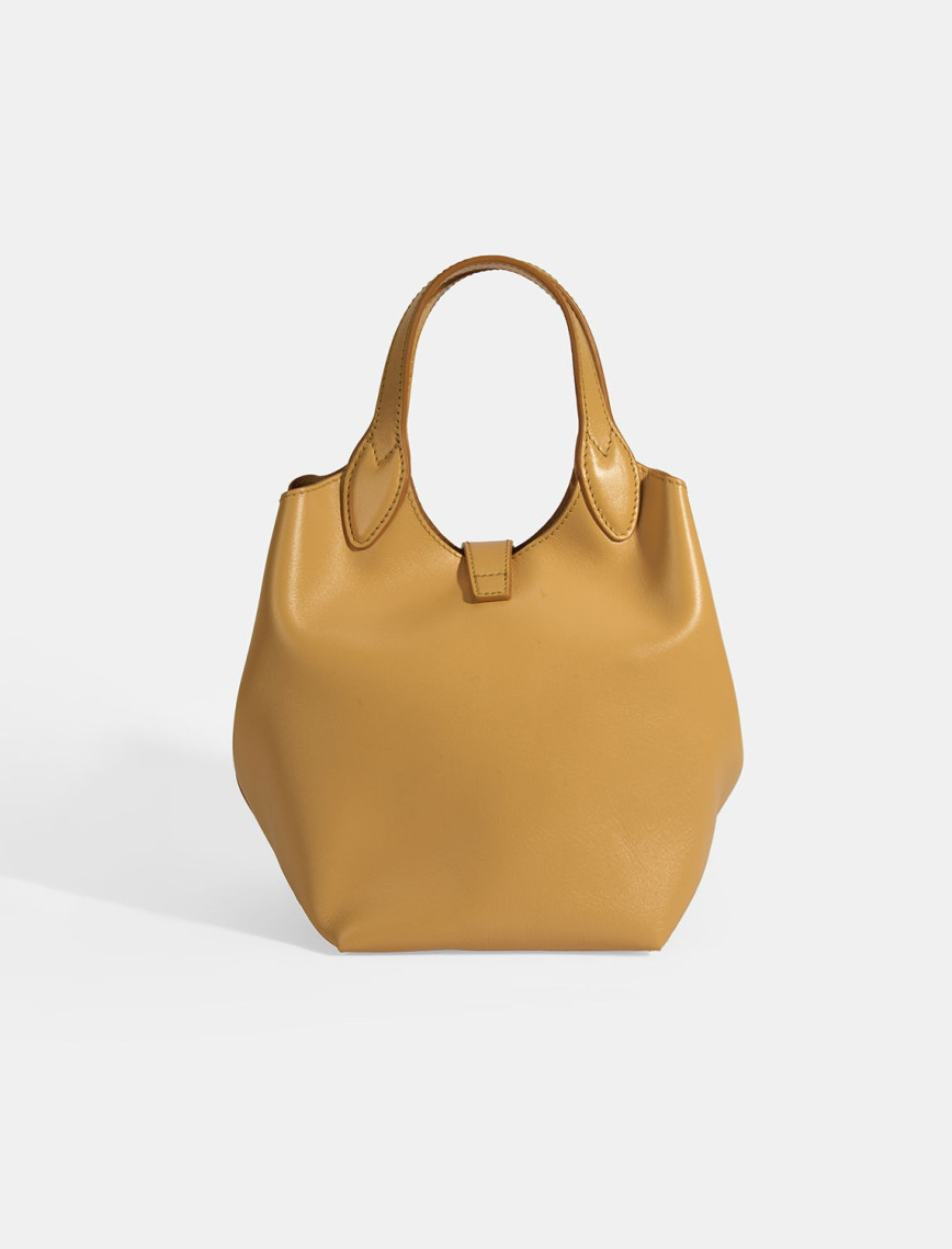 Kadın Turuncu Deri Omuz Çantası Kadın Turuncu Deri Omuz Çantası