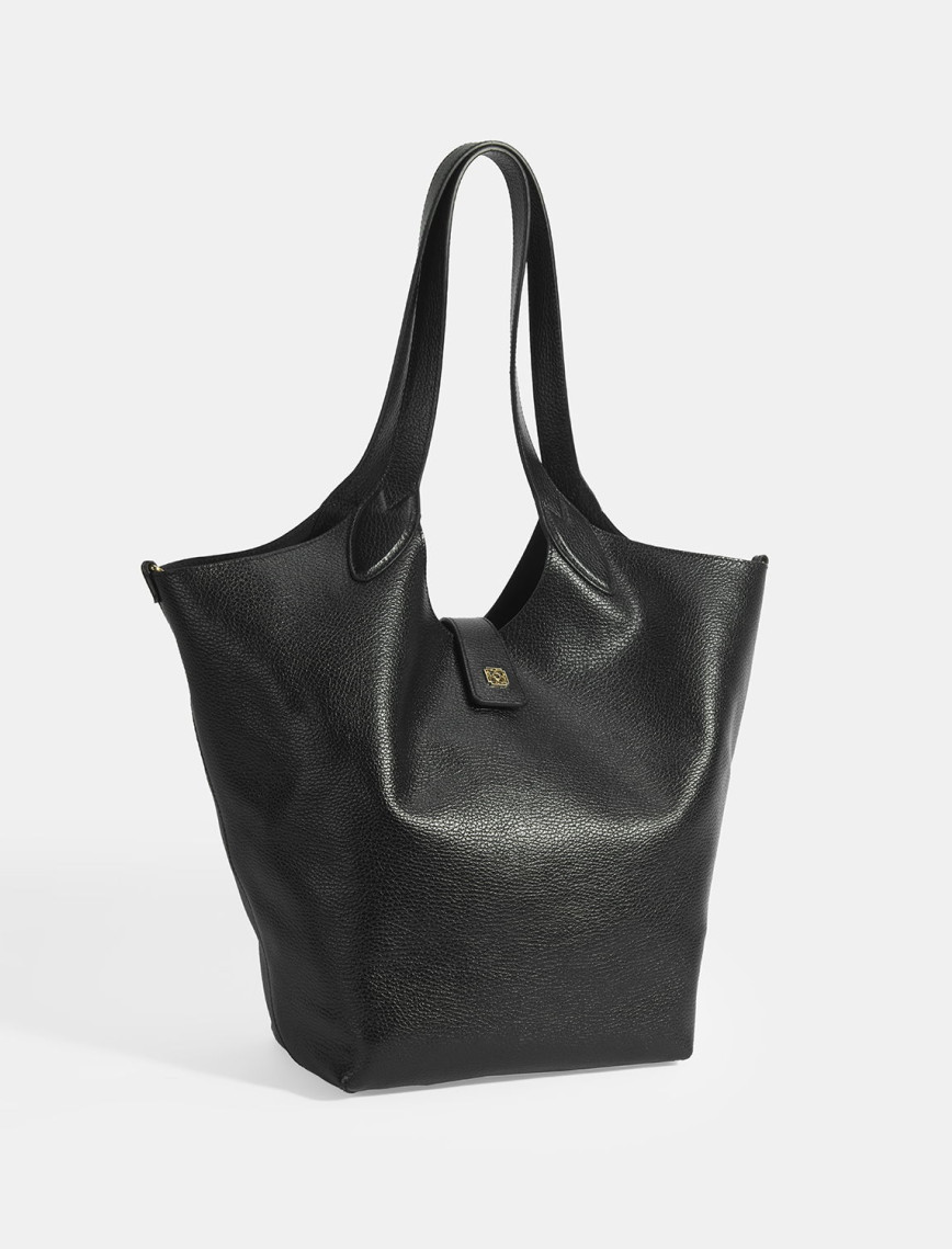 Kadın Siyah Deri Omuz Çantası Kadın Siyah Deri Omuz Çantası