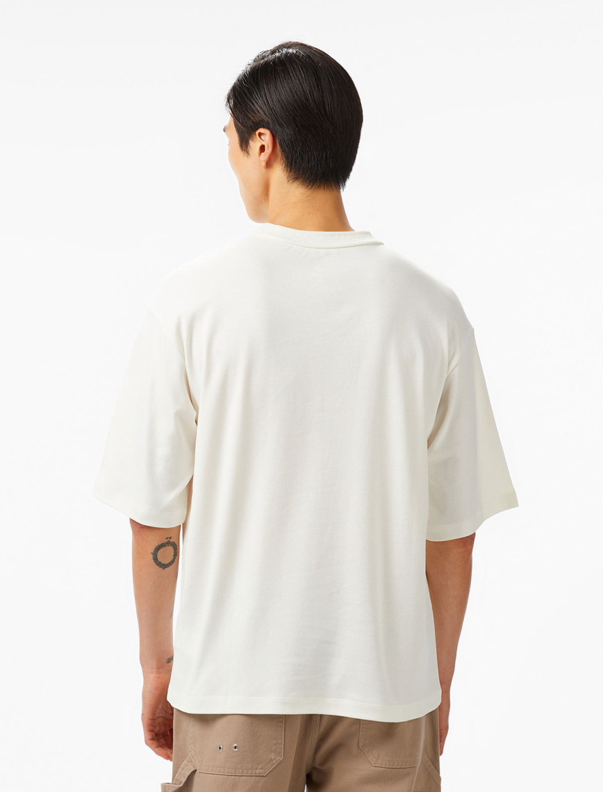 Converse Star Chevron Baskılı Oversize Fit Erkek Krem T-Shirt Converse Star Chevron Baskılı Oversize Fit Erkek Krem T-Shirt