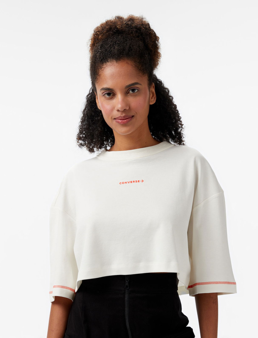 Converse Star Chevron Baskılı Kadın Krem T-Shirt Converse Star Chevron Baskılı Kadın Krem T-Shirt