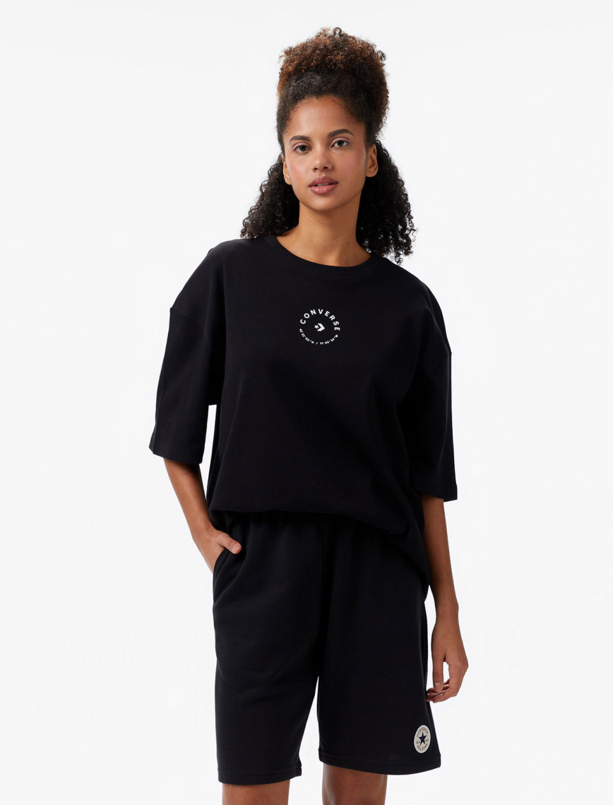 Converse Star Chevron Baskılı Oversize Fit Kadın Siyah T-Shirt Converse Star Chevron Baskılı Oversize Fit Kadın Siyah T-Shirt