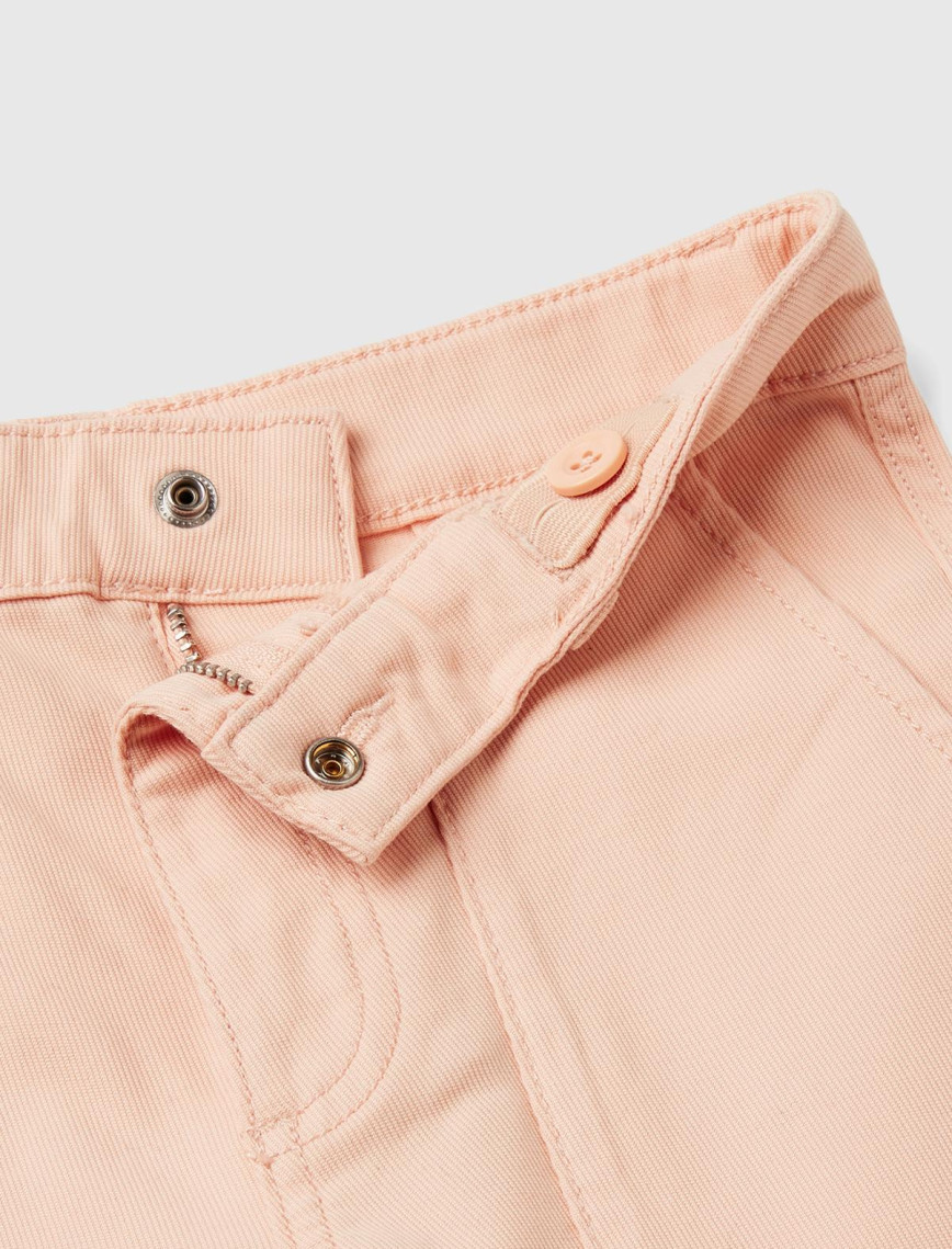 Kız Çocuk Toz Pembe İşlemeli Logo Detaylı Cep Detaylı Pantolon Kız Çocuk Toz Pembe İşlemeli Logo Detaylı Cep Detaylı Pantolon