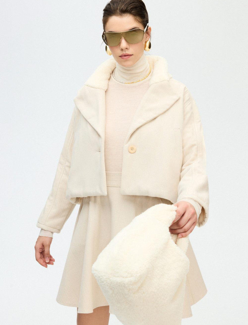 İKİKIZ Balıksırtı Yakası Kürklü Ceket Kadın Bej İKİKIZ Balıksırtı Yakası Kürklü Ceket Kadın Bej