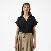 Brooks Brothers Düşük Omuz Metal Çıtcıtlı Kısa Kol Cupro Kadın Siyah Gömlek Brooks Brothers Düşük Omuz Metal Çıtcıtlı Kısa Kol Cupro Kadın Siyah Gömlek