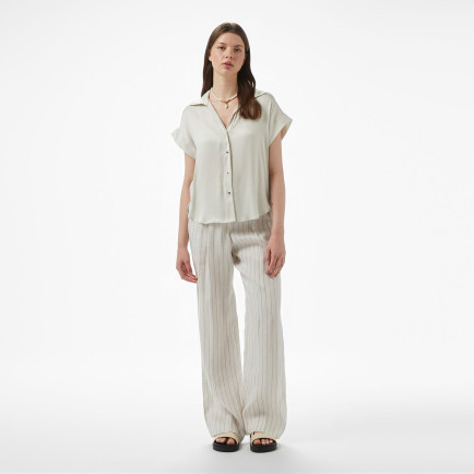 Brooks Brothers Metal Logolu Çift Pileli Çizgili Keten Kadın Krem Pantolon Brooks Brothers Metal Logolu Çift Pileli Çizgili Keten Kadın Krem Pantolon