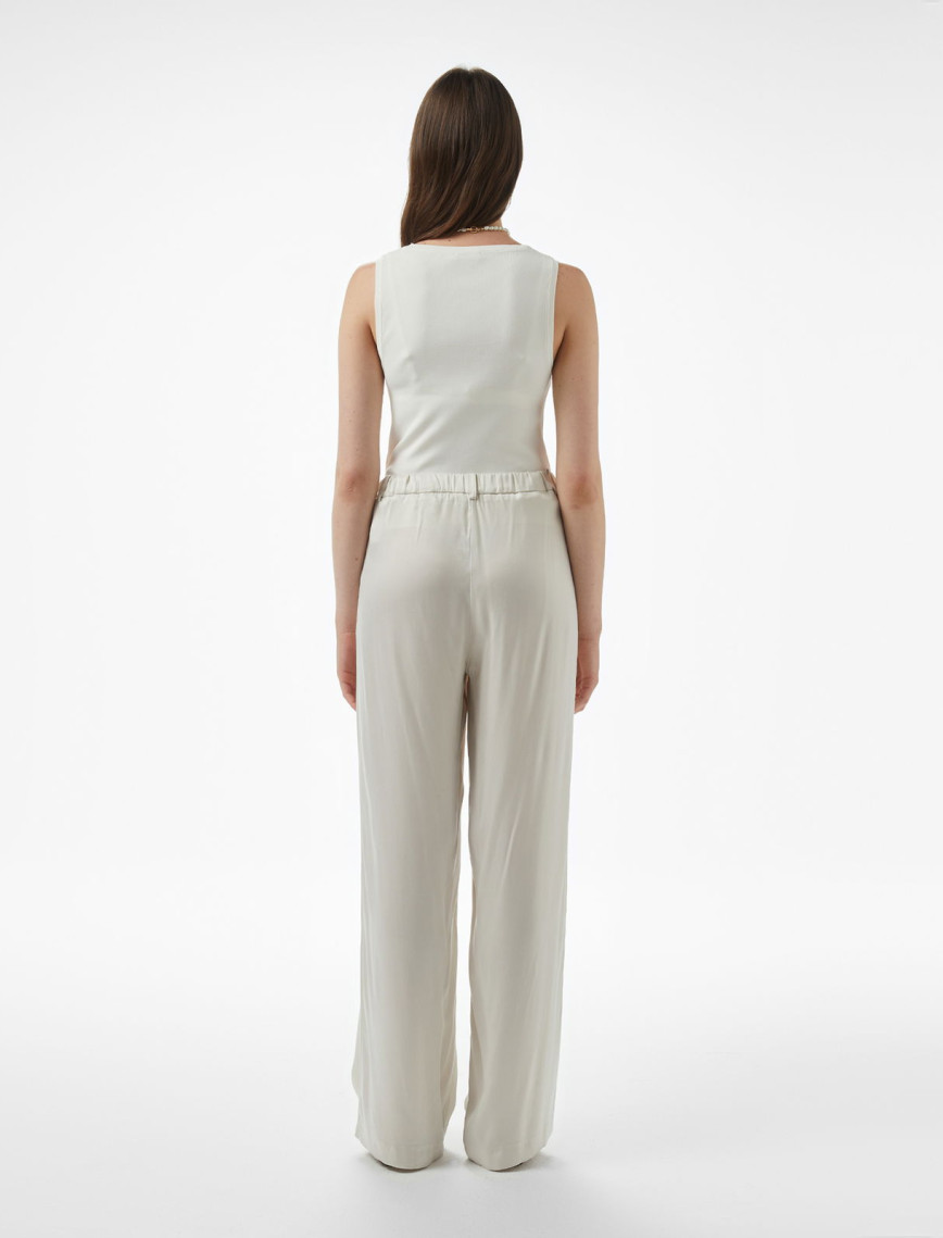 Brooks Brothers Çift Pileli Cupro Kadın Bej Pantolon Brooks Brothers Çift Pileli Cupro Kadın Bej Pantolon