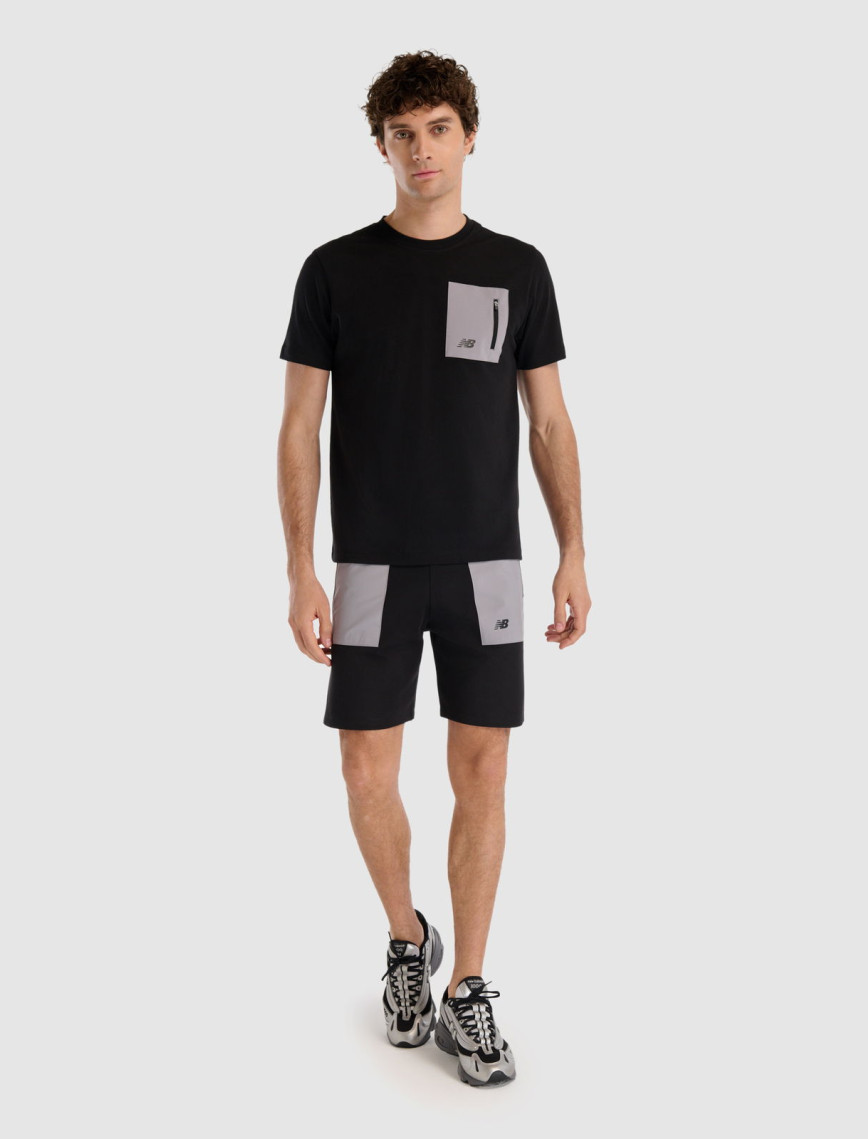 New Balance Erkek Siyah T-Shirt New Balance Erkek Siyah T-Shirt