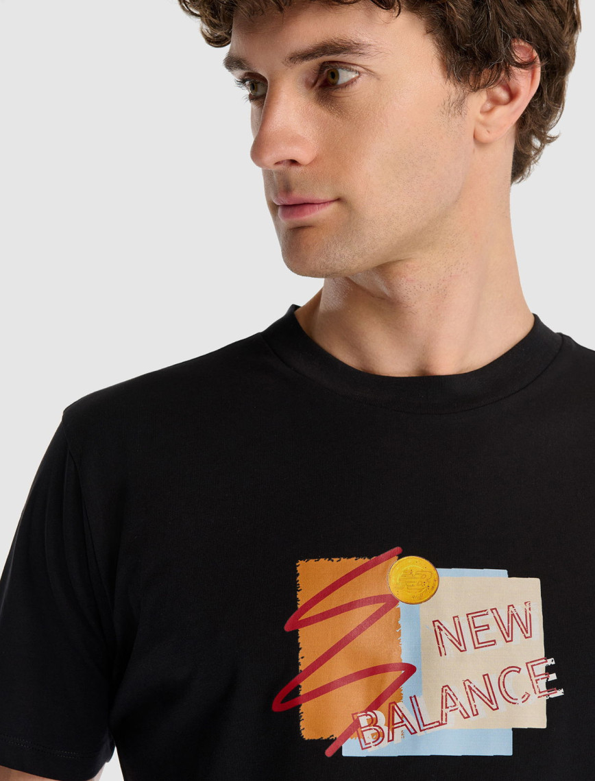 New Balance Erkek Siyah T-Shirt New Balance Erkek Siyah T-Shirt