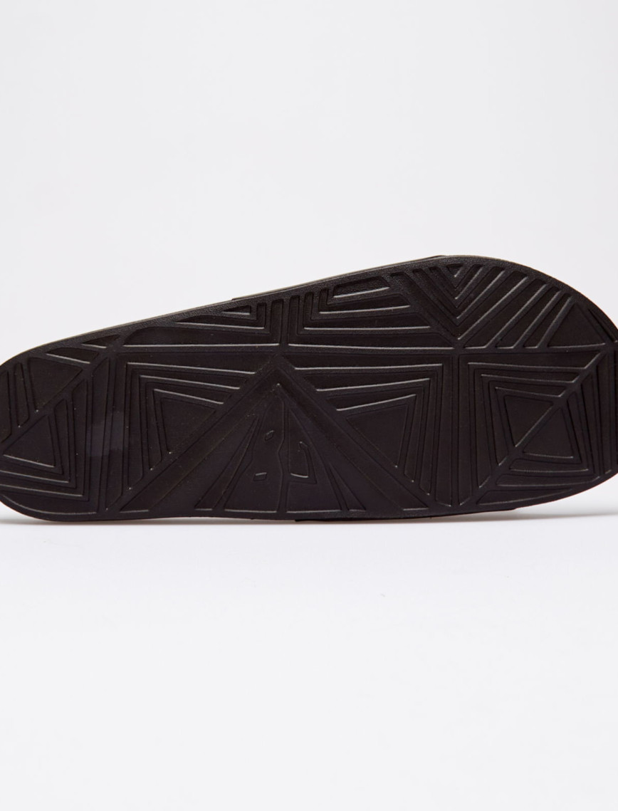 Guess Tokyot Rimini Erkek Siyah Terlik Guess Tokyot Rimini Erkek Siyah Terlik